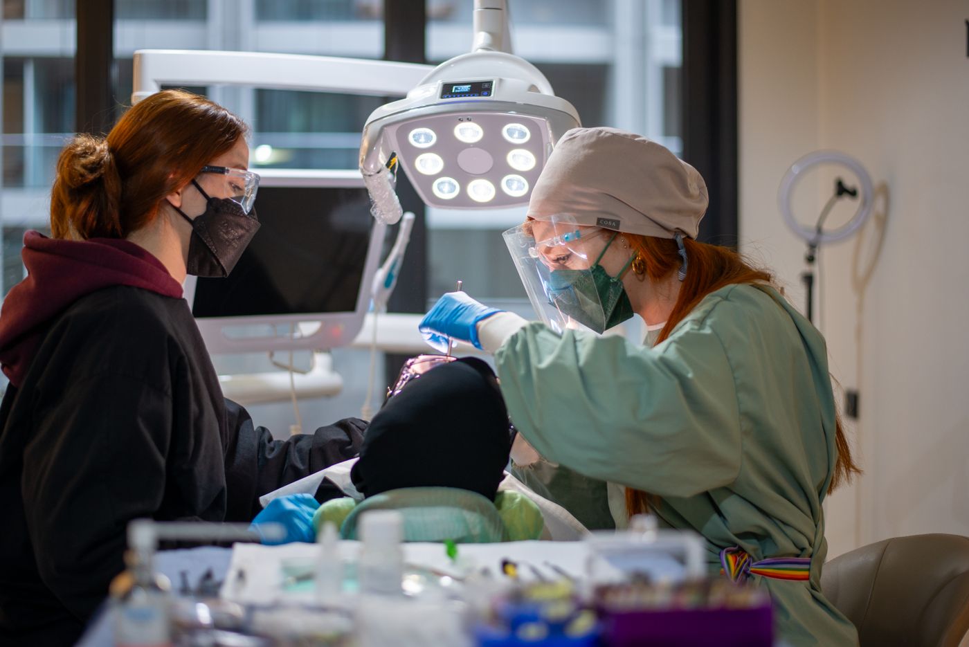 Procedimiento dental en consultorio