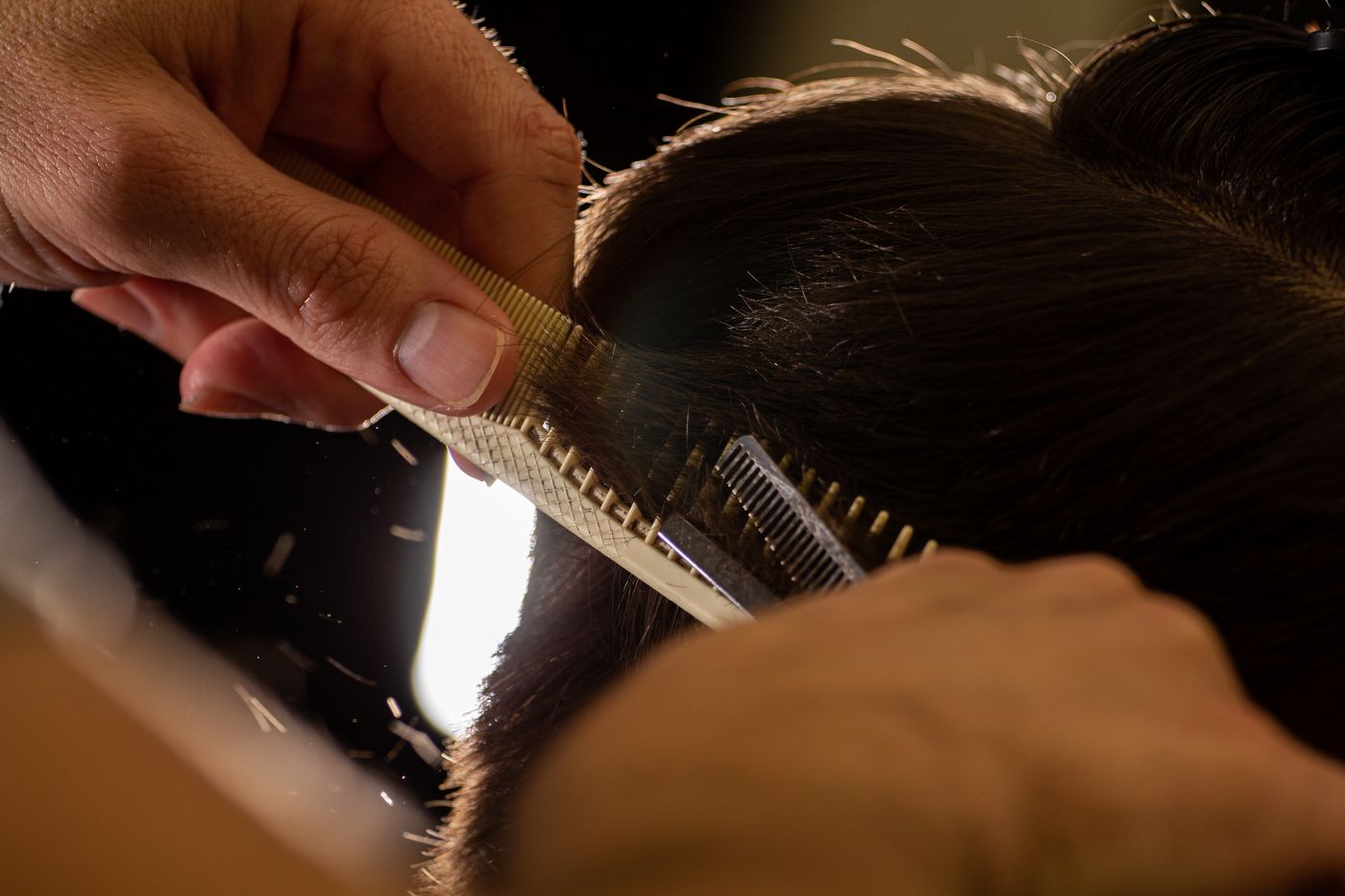 Corte de cabello con tijera